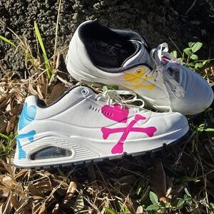 Skechers Street x tokidoki: Uno - Crossing Hearts